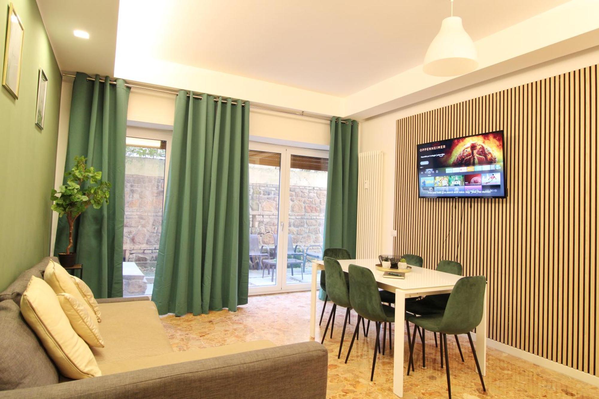 Delicious 2 Bed Room Apartment And Garden By Yh Roma Exterior foto